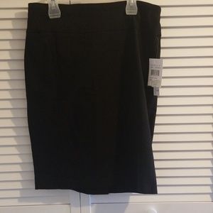 Bnwt black midi skirt